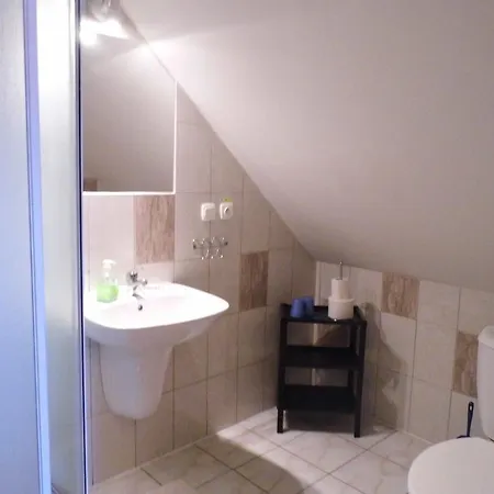 Vila Pri Váhu Casa de hóspedes
