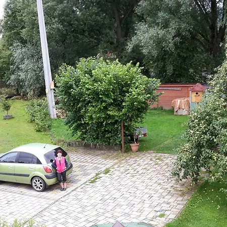 Vila Pri Váhu *